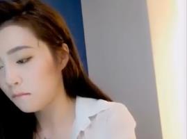 一个小妹妹的直播。